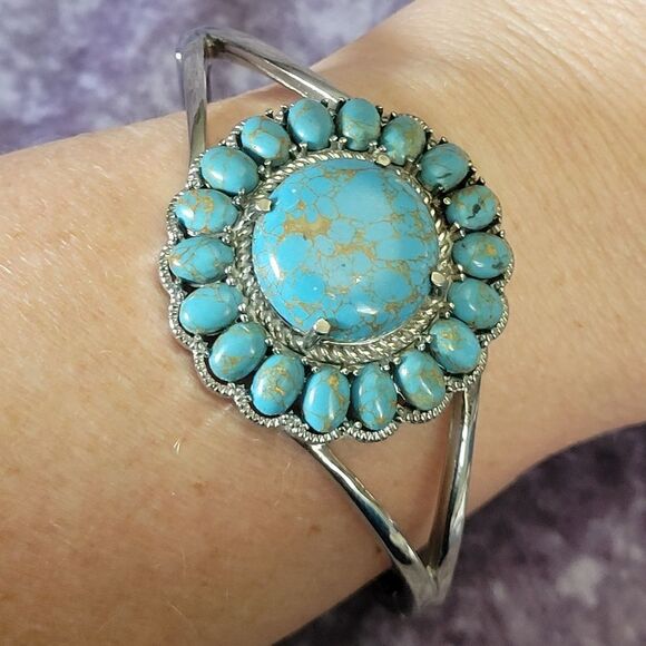 Mojave Blue Turquoise Floral Bangle Bracelet - Picture 3 of 11